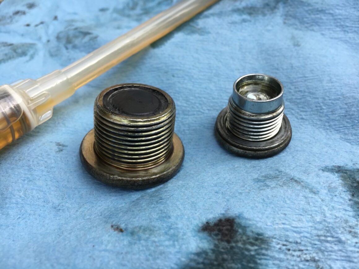 4th gen 4runner differential fluid and transfer case fluid - magnetic drain plug