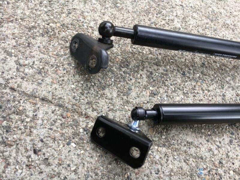 4runner 4th tailgate strut replacement