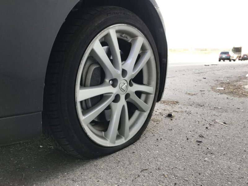 is350 flat tire