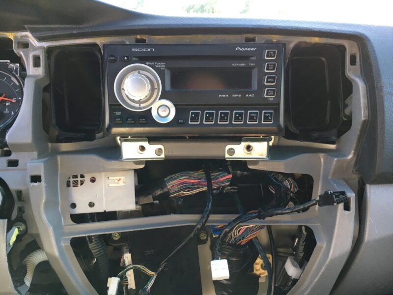 scion t1814 head unit in 4runner 