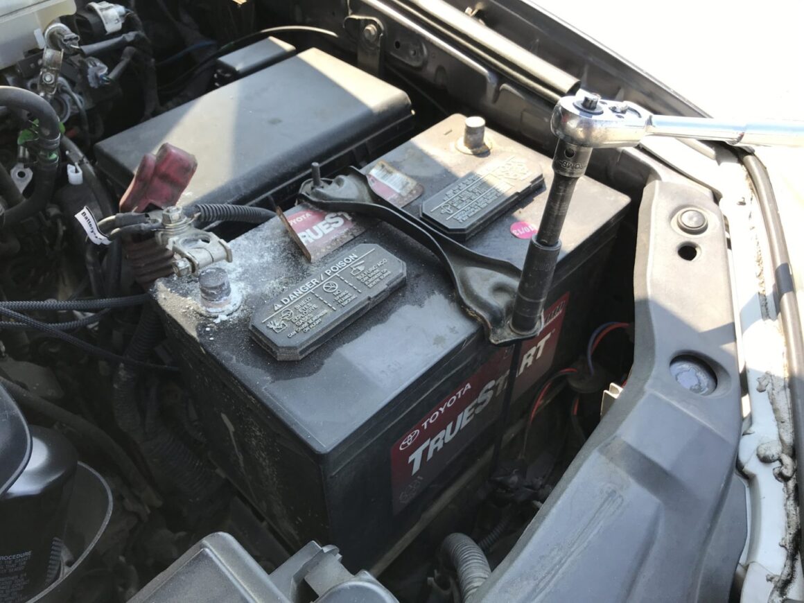 car battery removing mount