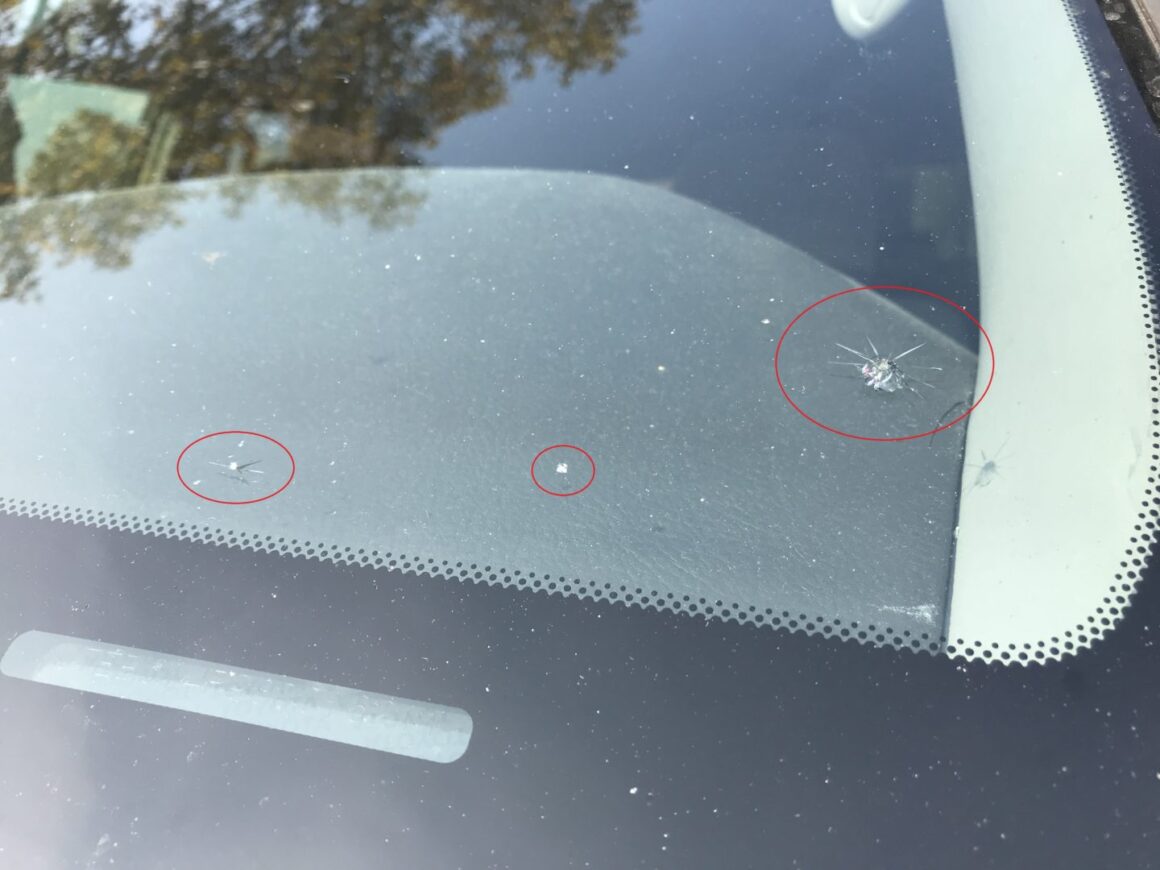 windshield damage from rock chips