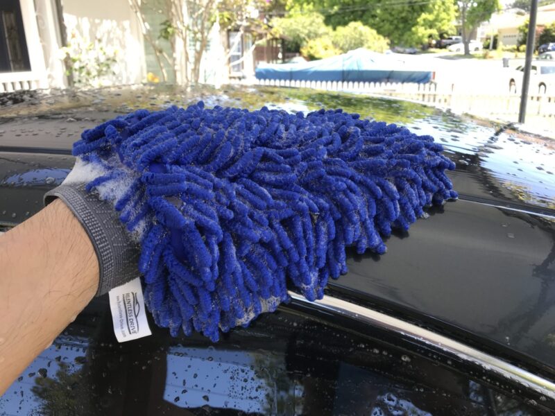 What is the Two Bucket Wash Method & How Does it Prevent Scratches