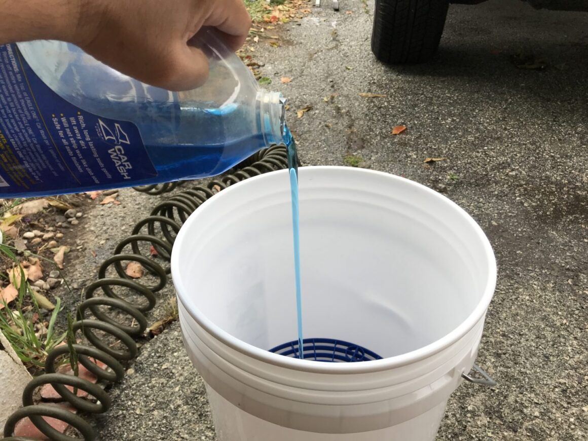 What is the Two Bucket Wash Method & How Does it Prevent Scratches