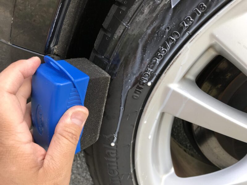 TUF SHINE Tire Cleaner 22 oz.