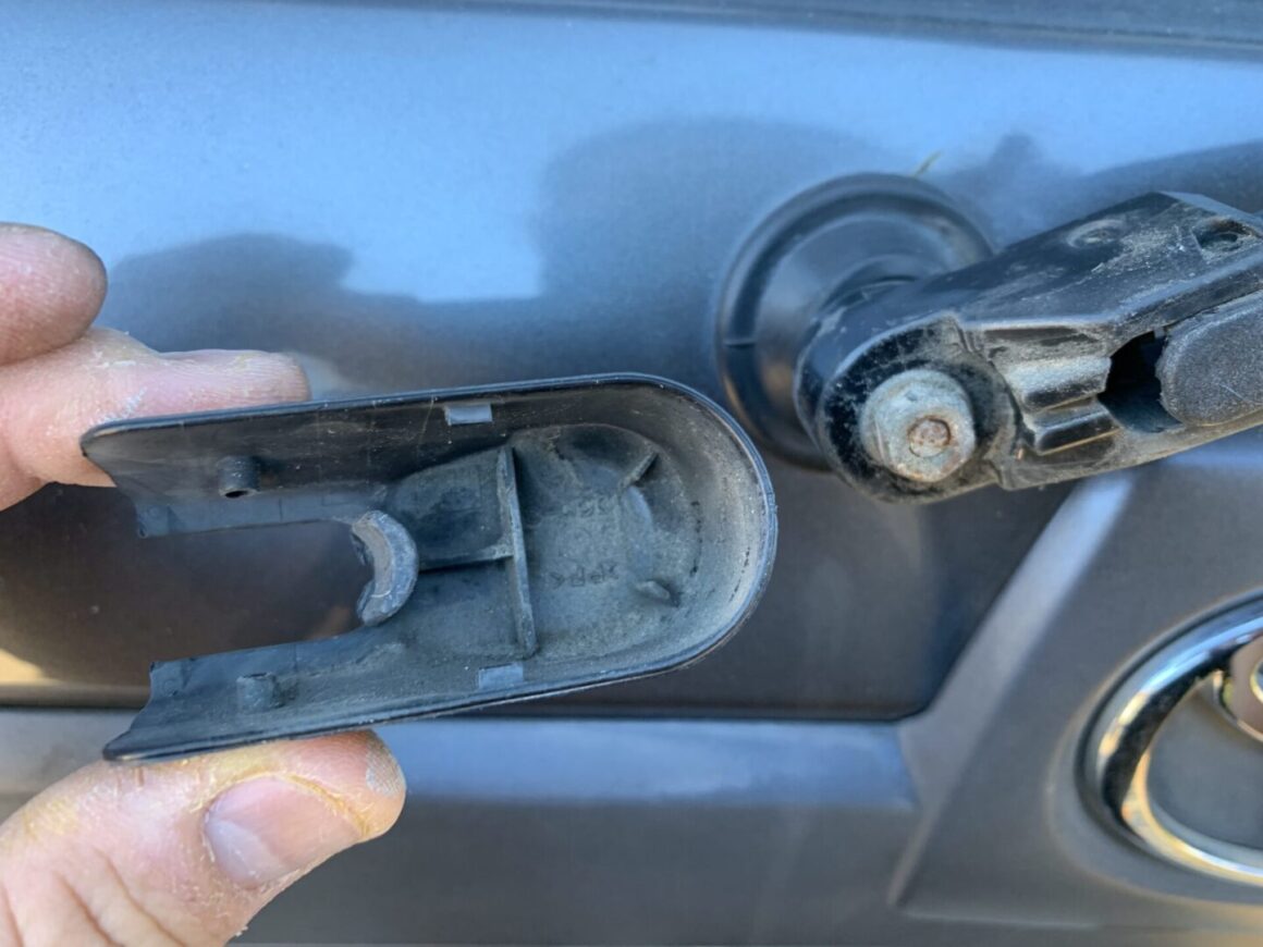 How to Replace Rear Wiper Blade: 4th Gen Toyota 4Runner - The Track Ahead