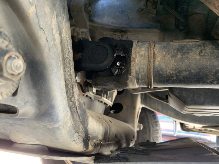 How to Grease the Driveshaft 4th Gen Toyota 4Runner The Track Ahead