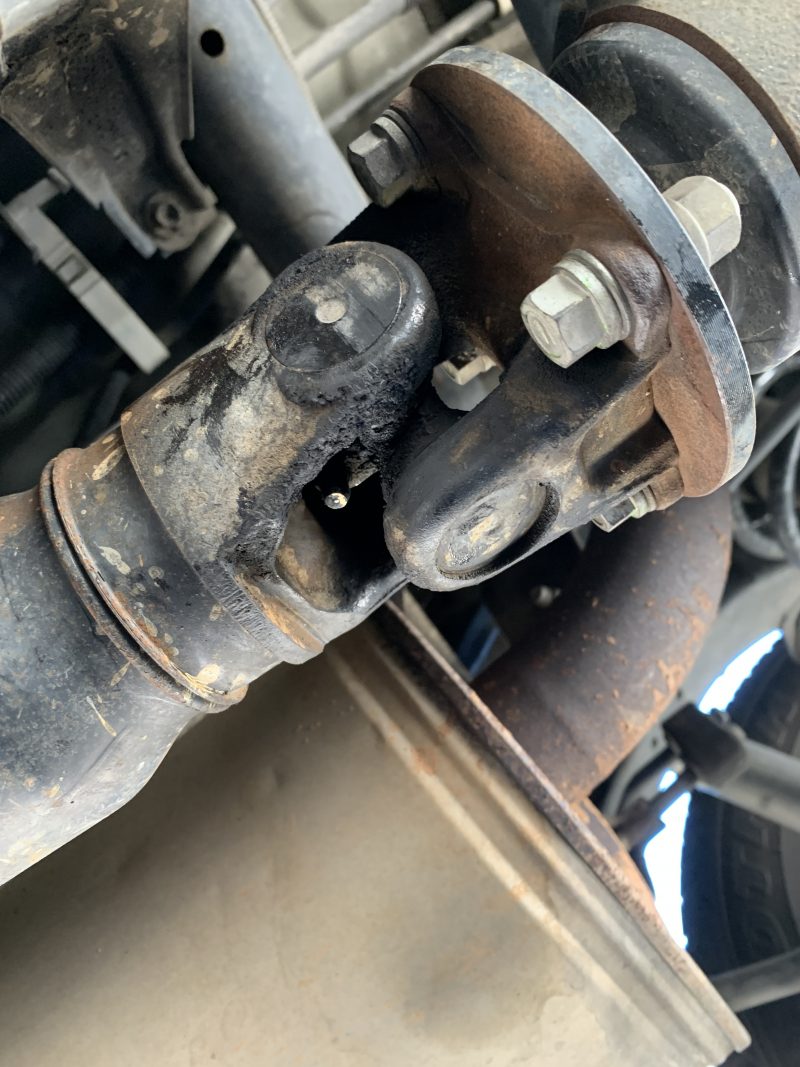 How to Grease the Driveshaft 4th Gen Toyota 4Runner The Track Ahead