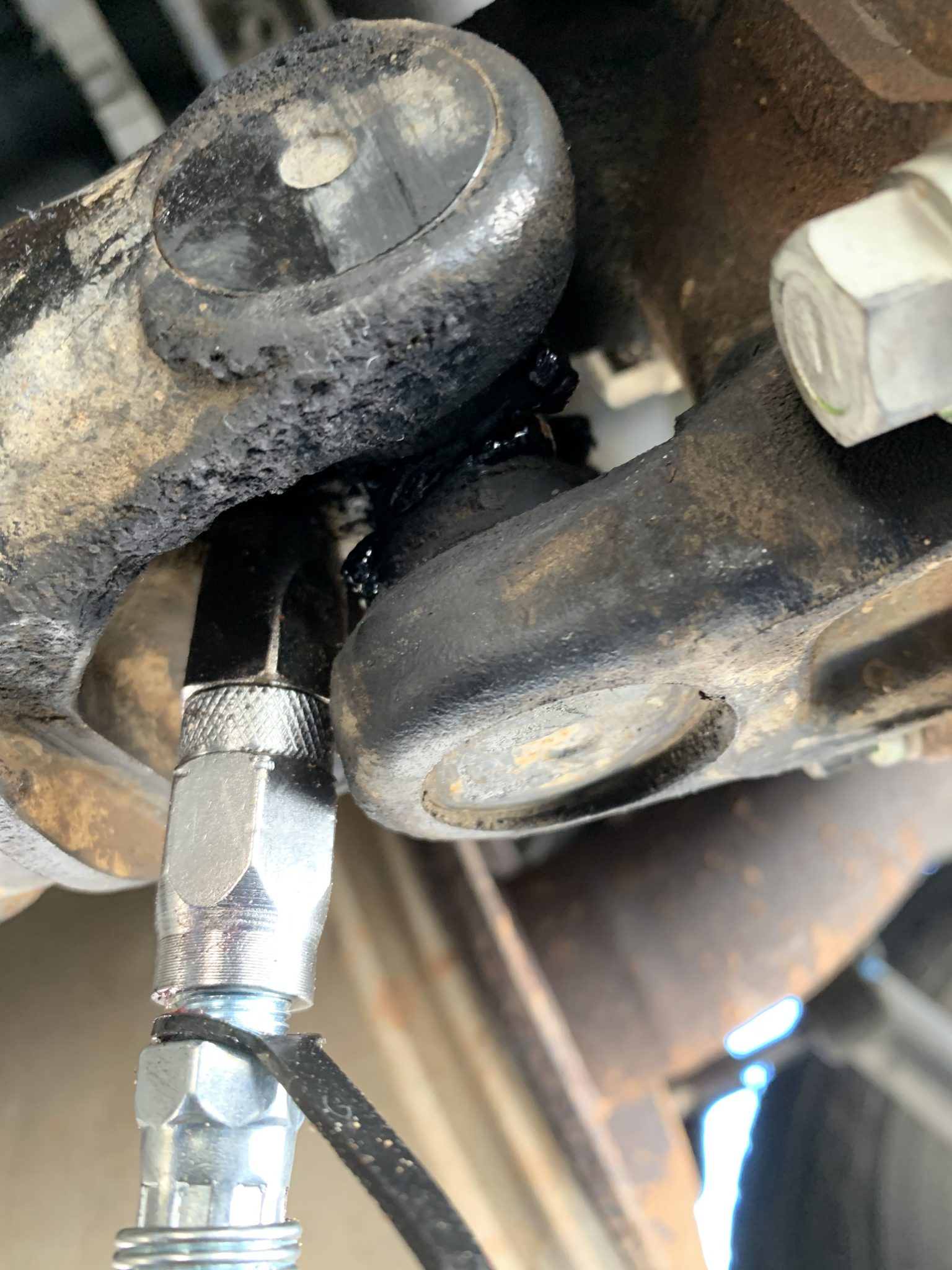 How to Grease the Driveshaft 4th Gen Toyota 4Runner The Track Ahead