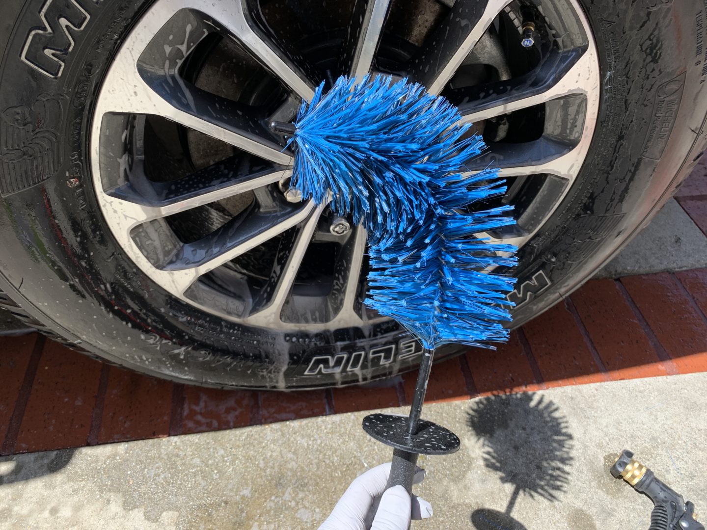 ProElite Easy Reach Wheel and Rim Cleaning Brush at AutoZone