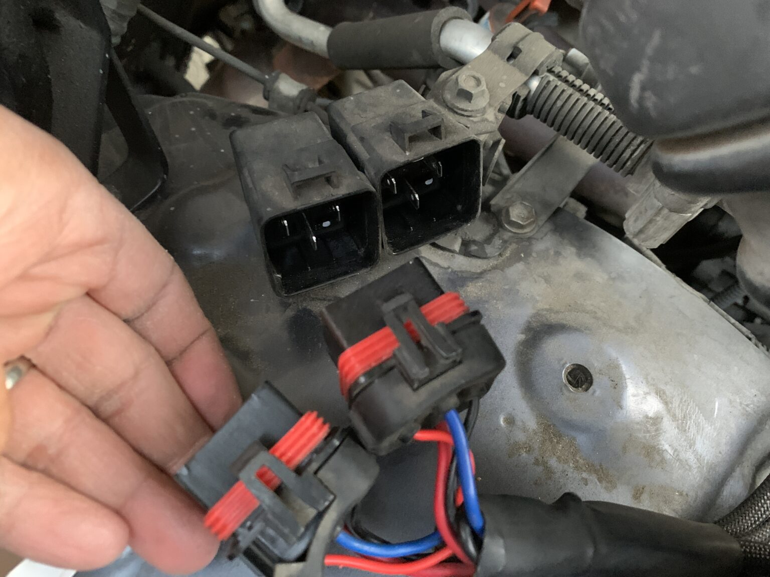 How to Troubleshoot HID Headlights The Track Ahead