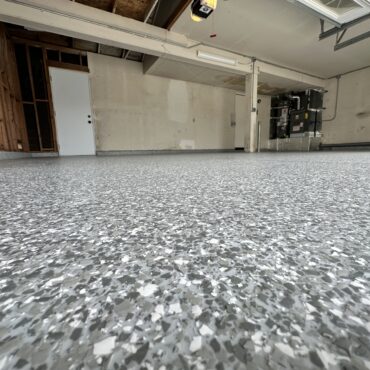 Epoxy and Polyaspartic Garage Floor Coating