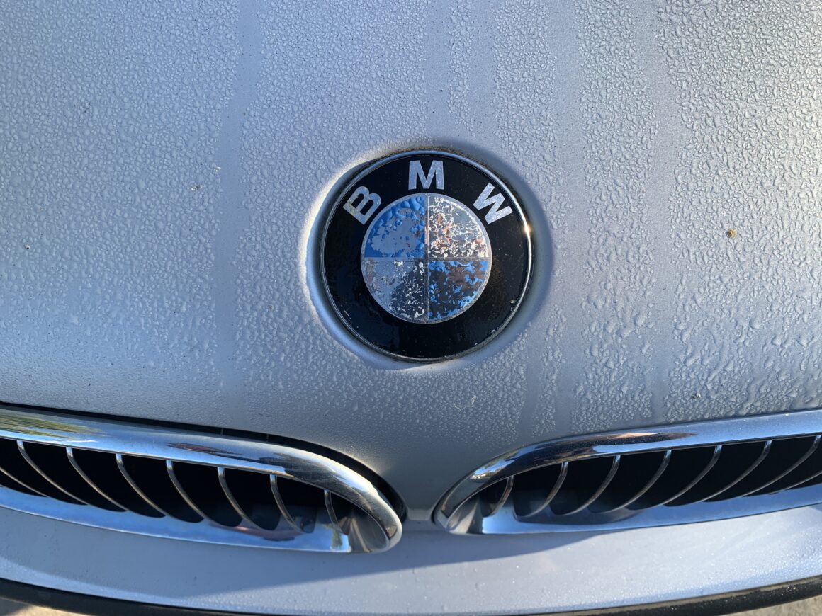 Replacing Hood & Trunk Roundel Emblems: BMW E46 3-Series