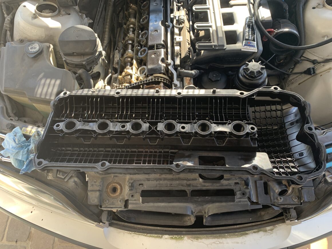 Valve Cover Gasket Replacement: BMW E46 3-Series