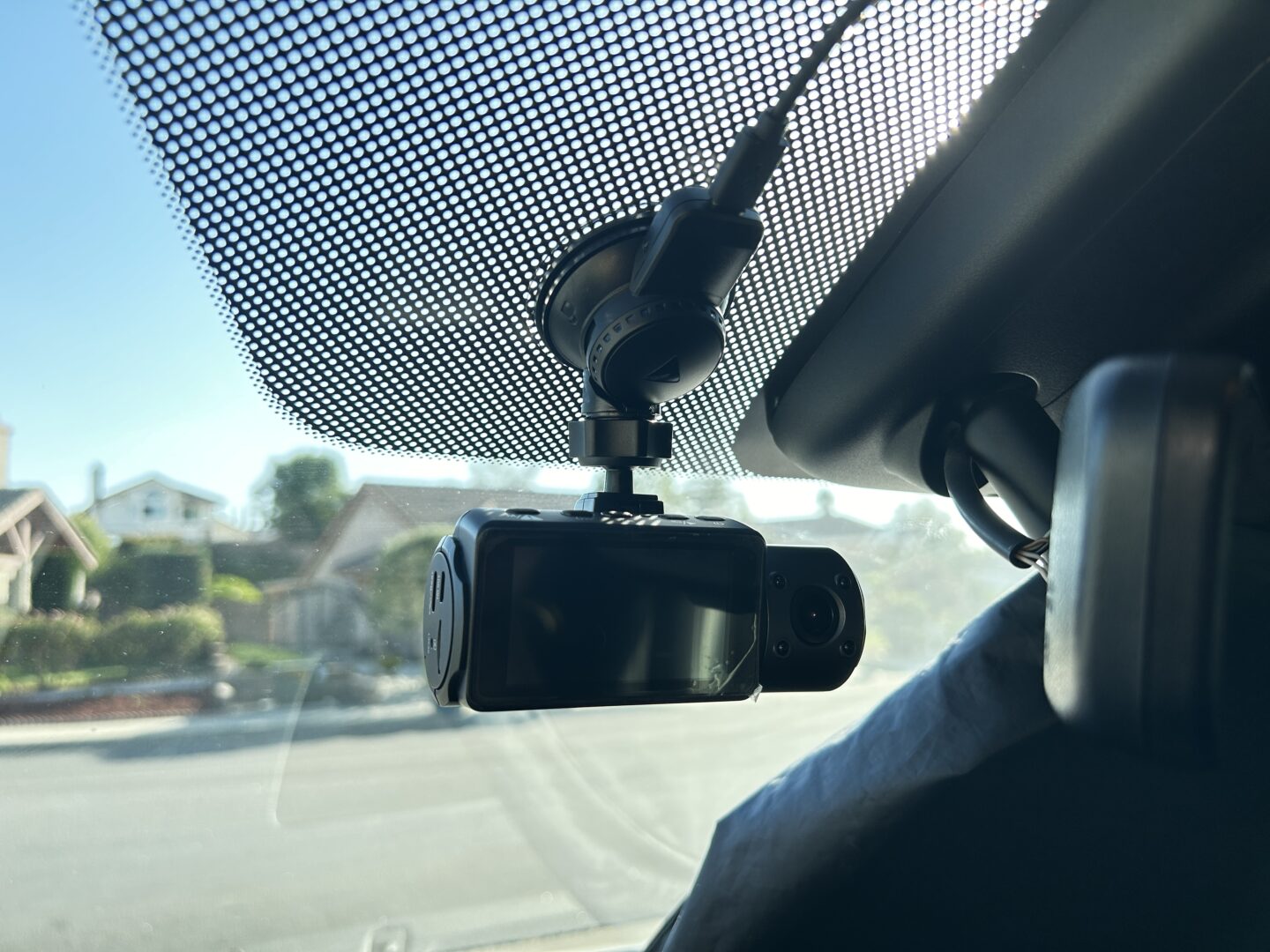 Windscreen Camera Position How Do I Keep My Dash Cam Stuck to the Windshield? - The Track Ahead