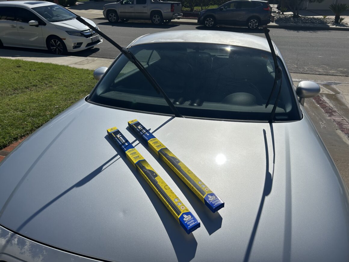 Wiper Blade Replacement: Audi TT MK1 (2000-2006)