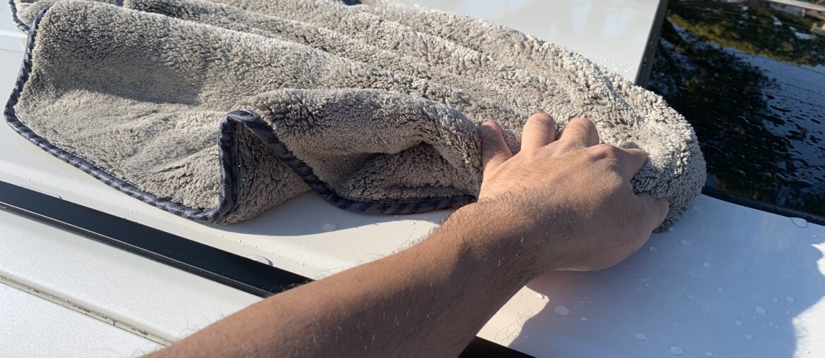 What’s the Best Way to Dry Your Car After Washing?