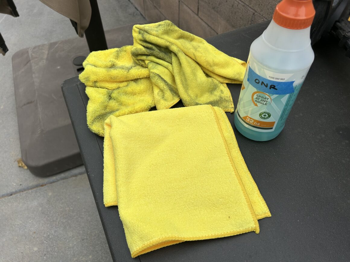 How To Waterless Wash Your Car