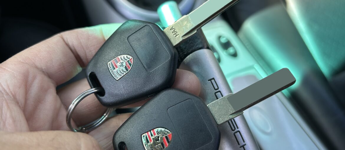 Replacement Key Options: Porsche 911 996 (1999-2005)